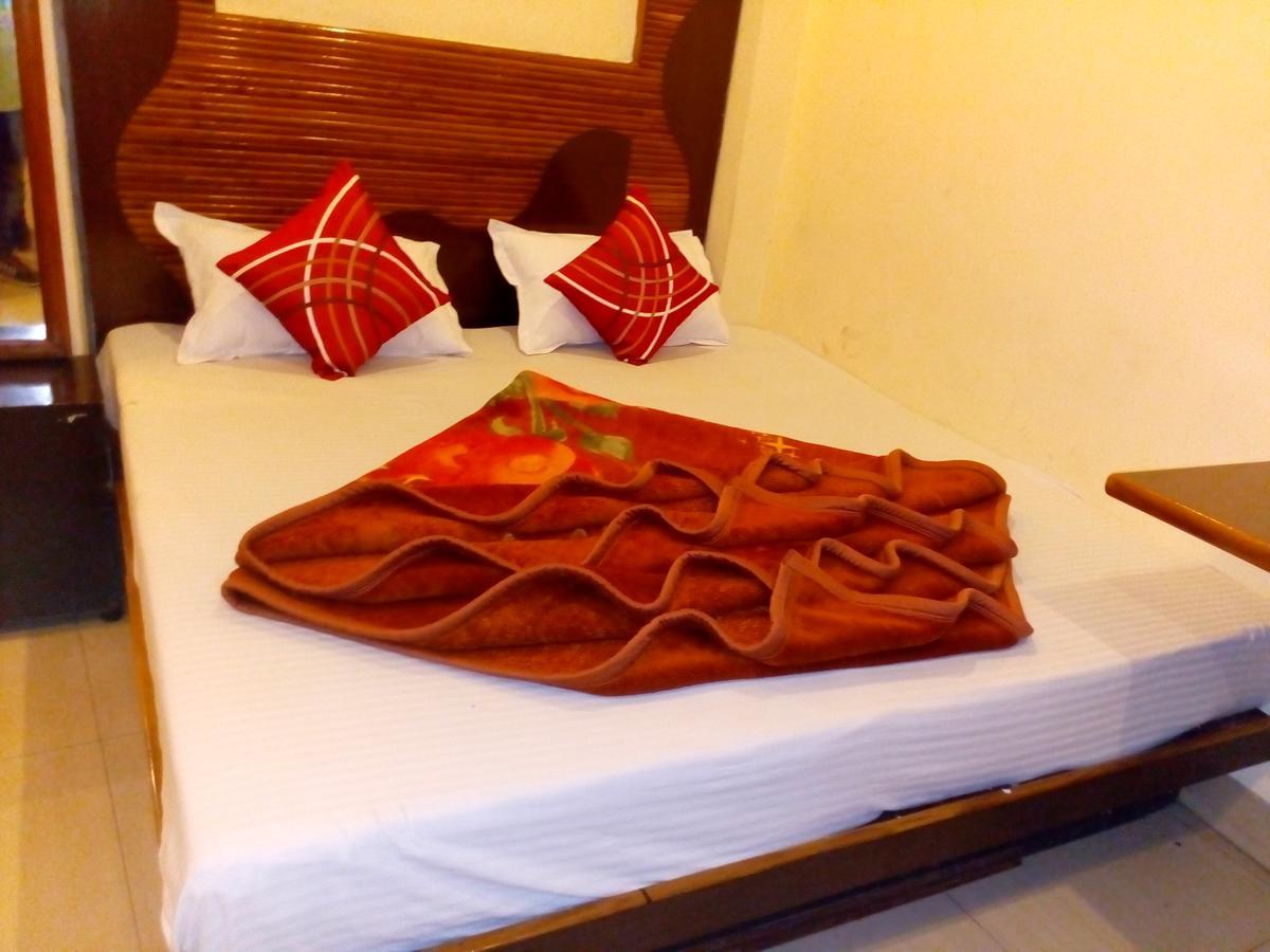 Star International Hotel นิวเดลี ภายนอก รูปภาพ